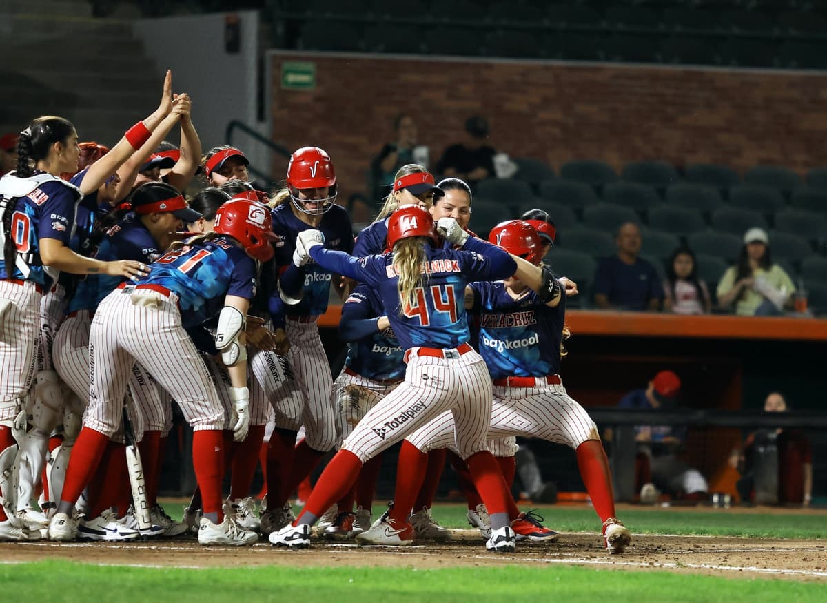 En duelo de ofensivas Veracruz se llevó el triunfo ante la Escuadra Naranja