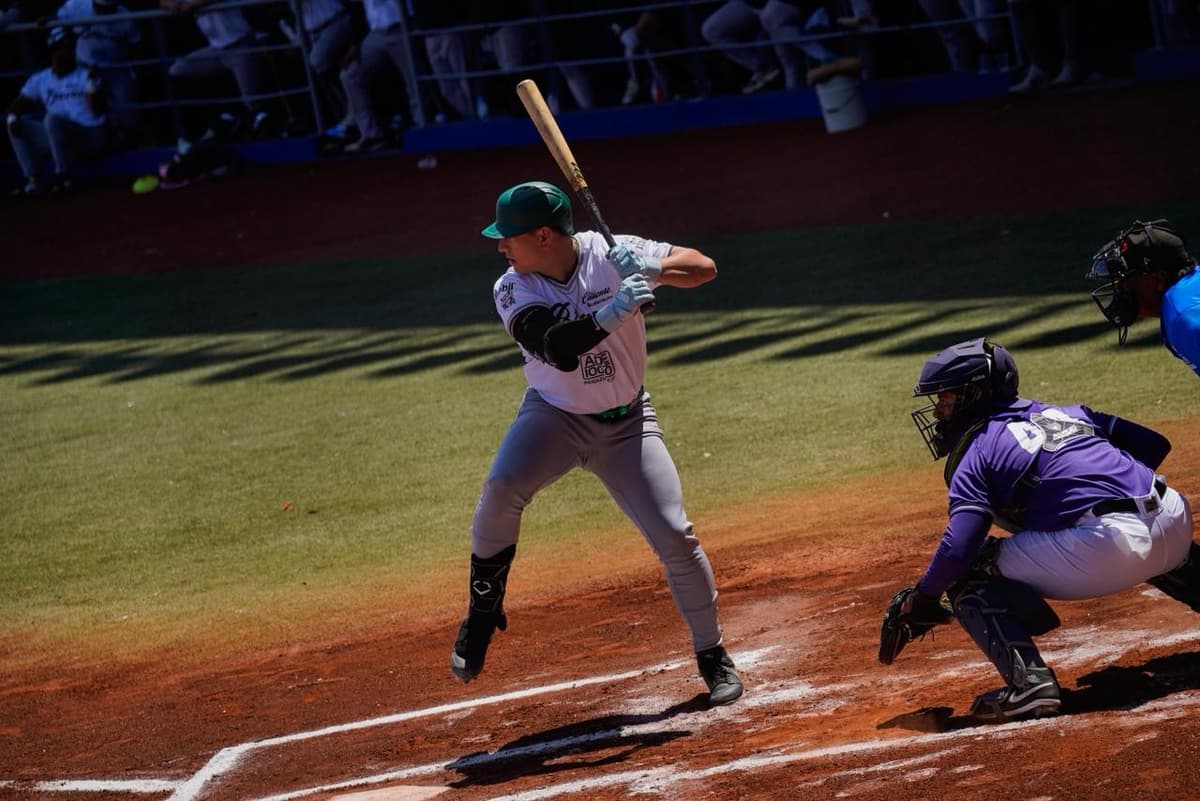 Bravos supera a Conspiradores en su primer ensayo de 2026