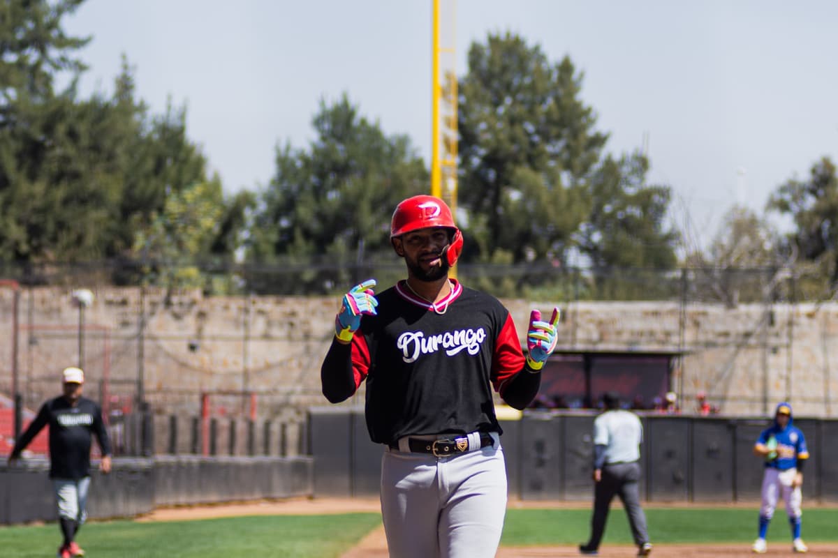 Consigue Caliente cuarta victoria consecutiva en juego de volteretas ante la UANL