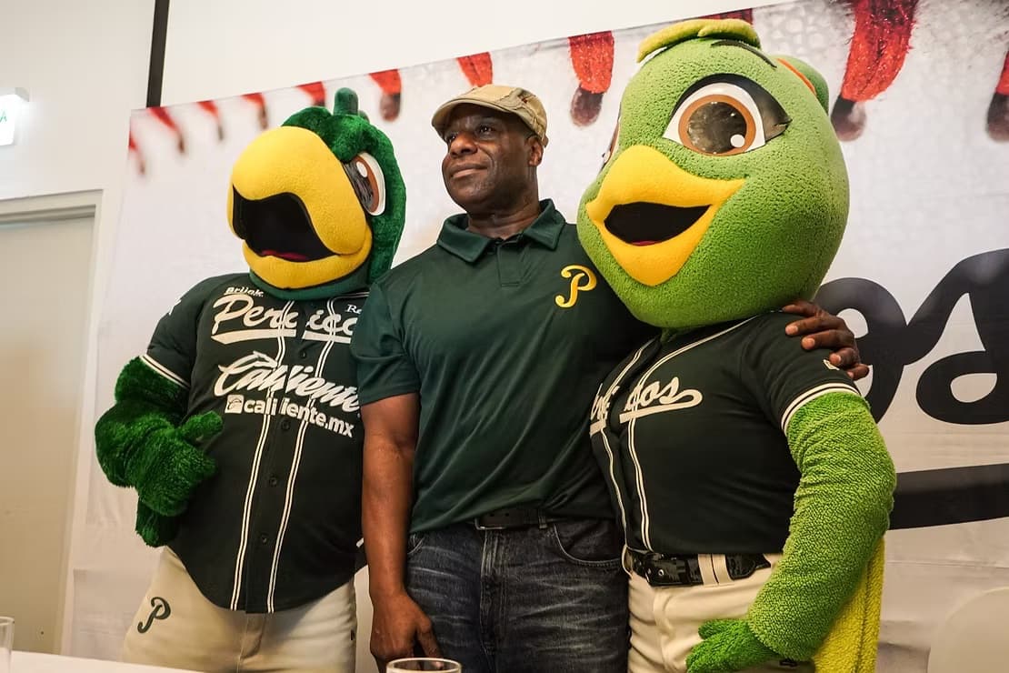 Pericos de Puebla presenta a Darryl Brinkley como su nuevo manager
