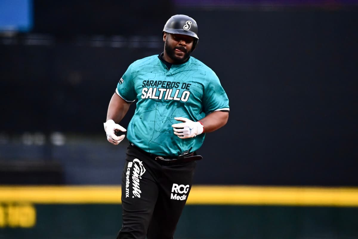 Saraperos se queda con el triunfo 5-3 sobre Acereros en Monclova