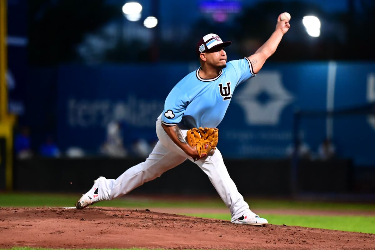 Unión Laguna supera 3-0 a Monclova en gran duelo monticular