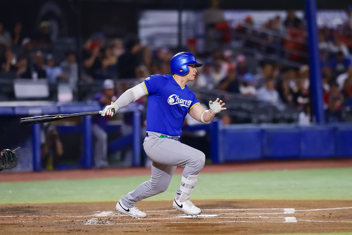 Vibrante empate a 7 entre Charros y Conspiradores en arranque de serie en Zapopan