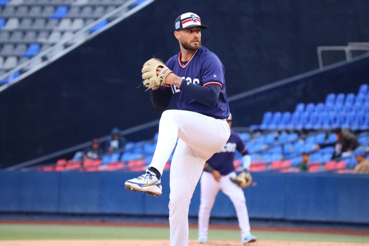 Con blanqueada de 4-0 Tecos finaliza serie de exhibición ante Sultanes