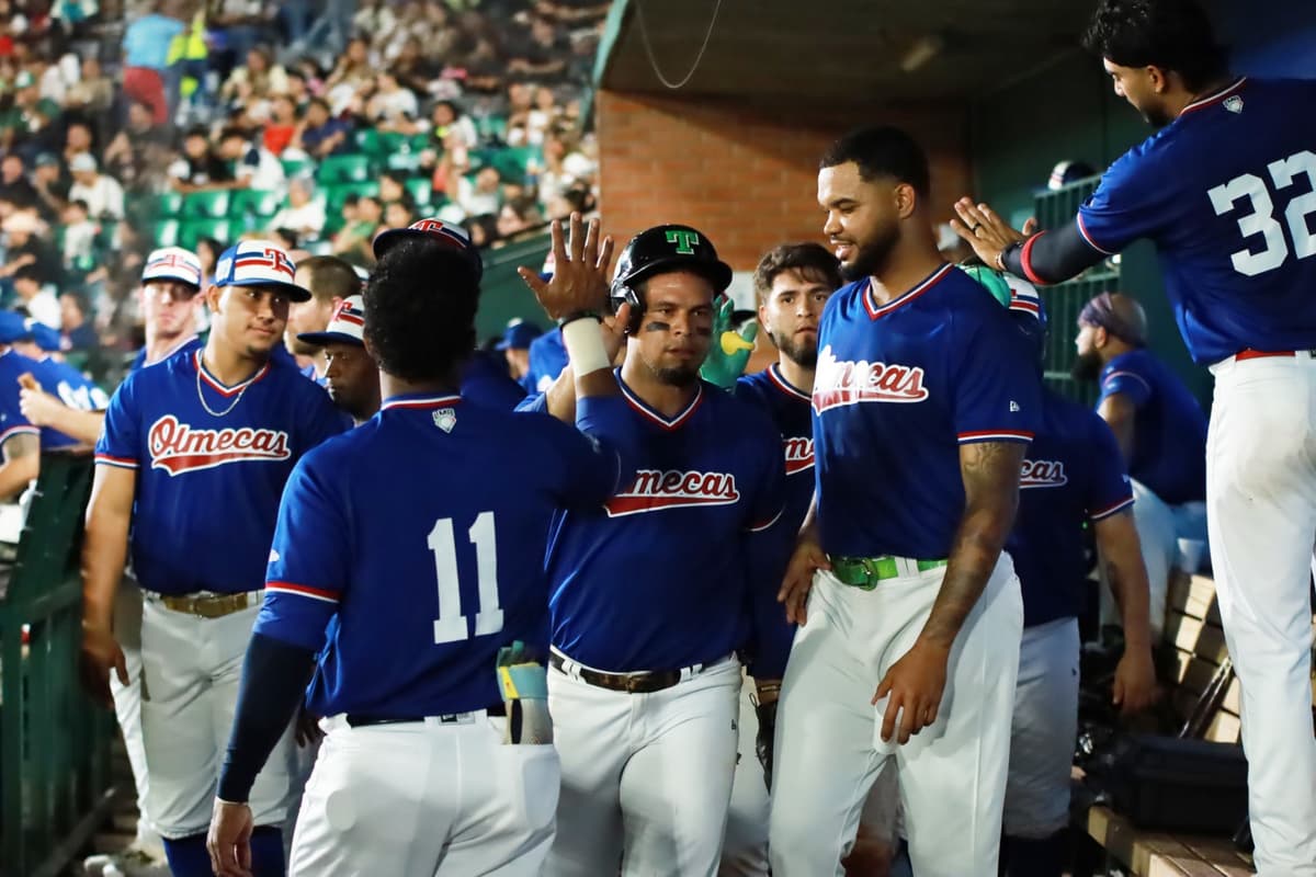 Olmecas vence a Leones en el Estadio Centenario