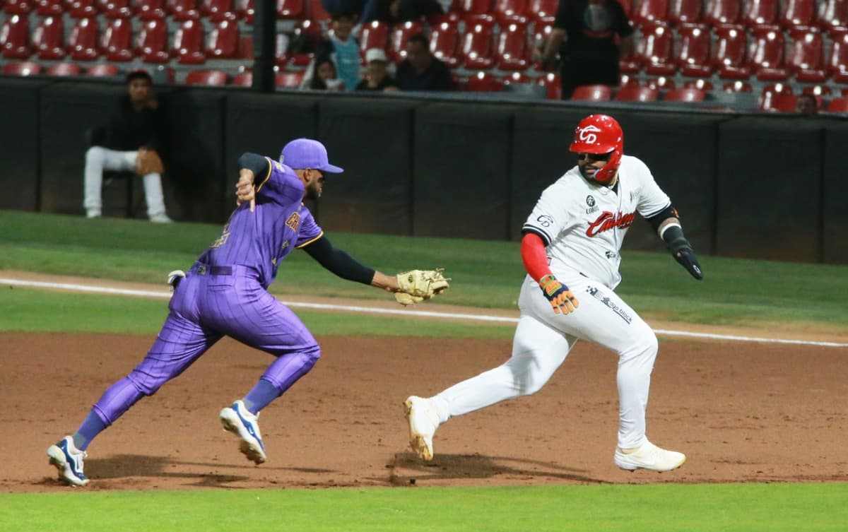 Toma Dorados desquite y empata la serie inaugural en el Volcán de Villa