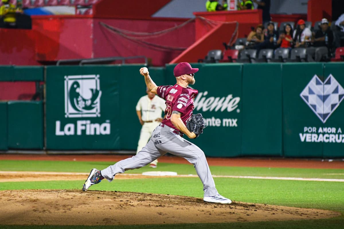 Olmecas de la mano de Evan Grills blanquea a El Águila
