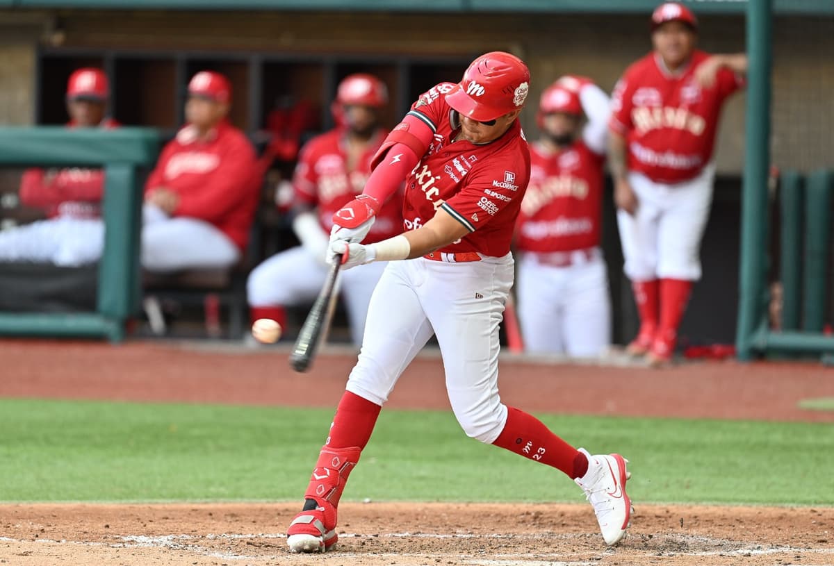 Ramón Flores con ganas de hacer más historia con la Pandilla Escarlata