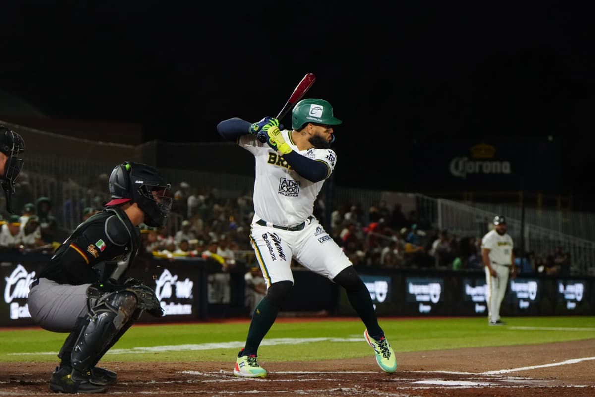 Connor Panas explota a la ofensiva y los Bravos ganan serie a Oaxaca