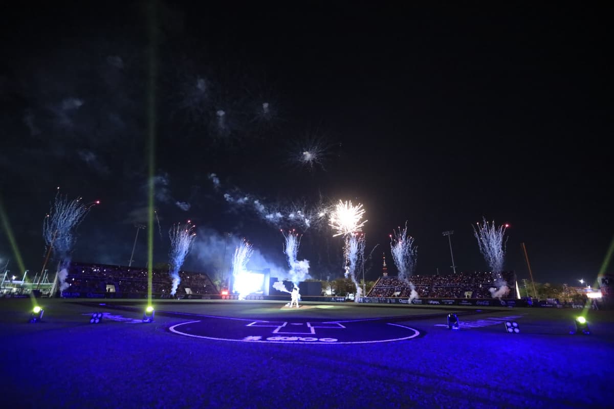 Tigres le gana a Bravos en su inauguración con walk off