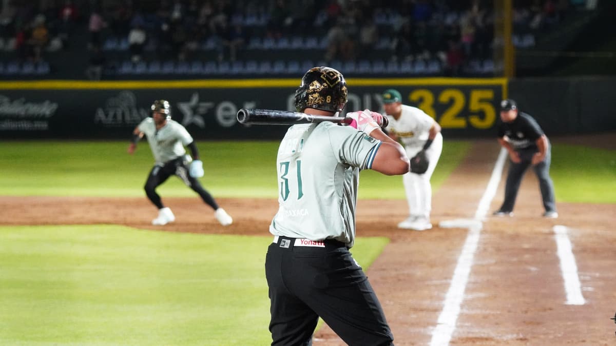 Guerreros pega primero ante Pericos en el Nido Verde