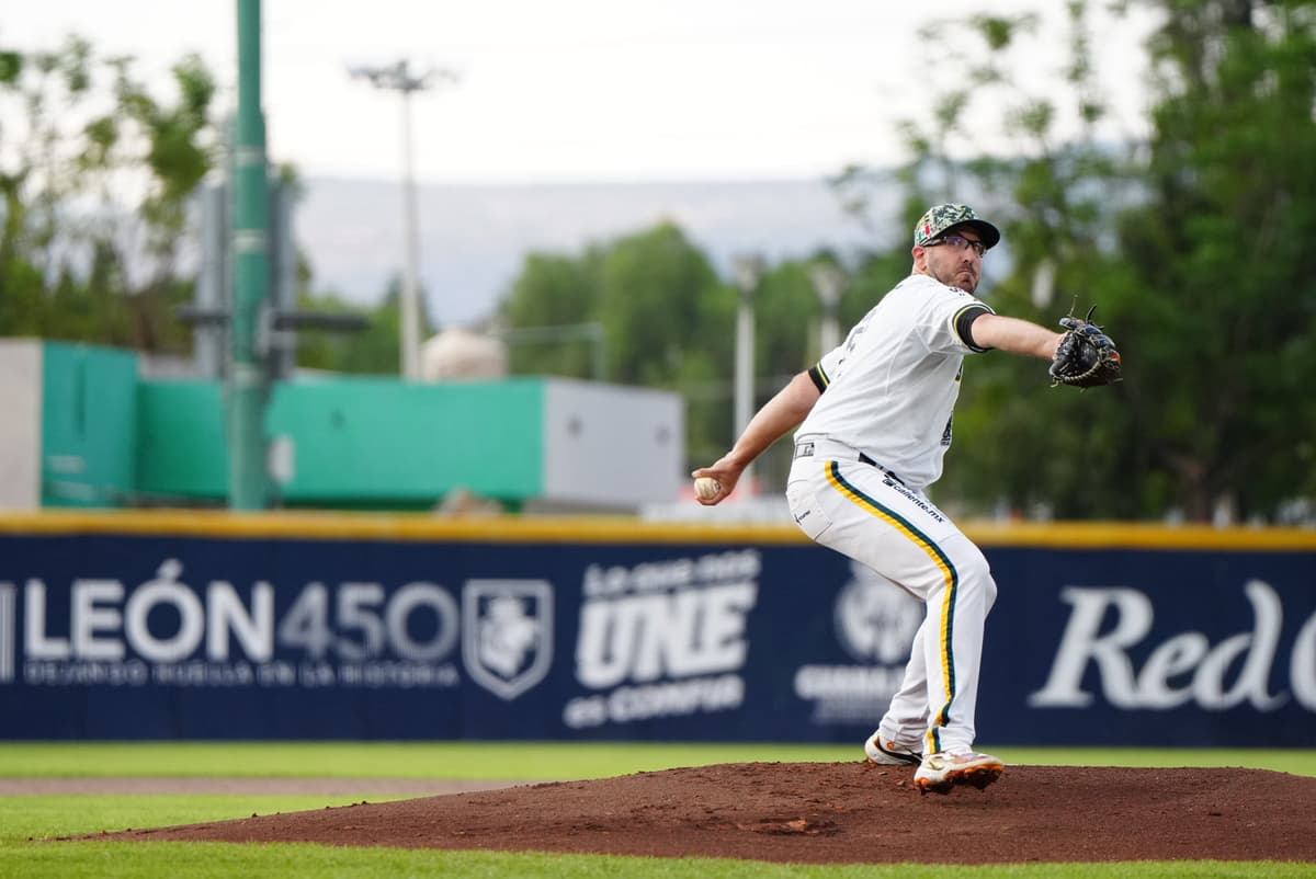 Bravos supera a Piratas con noche de 20 imparables y gran salida de Lowther