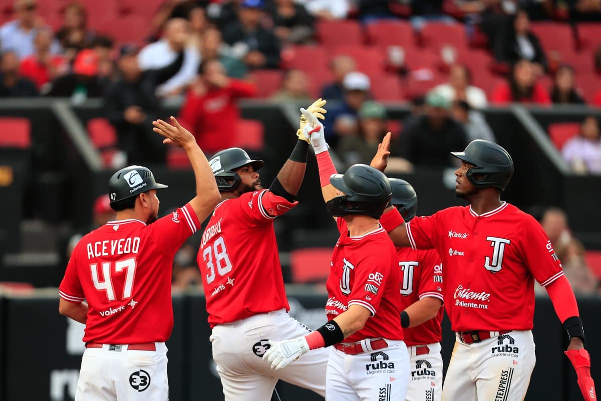 Toros se impone a Rieleros para asegurar su quinta serie de la temporada