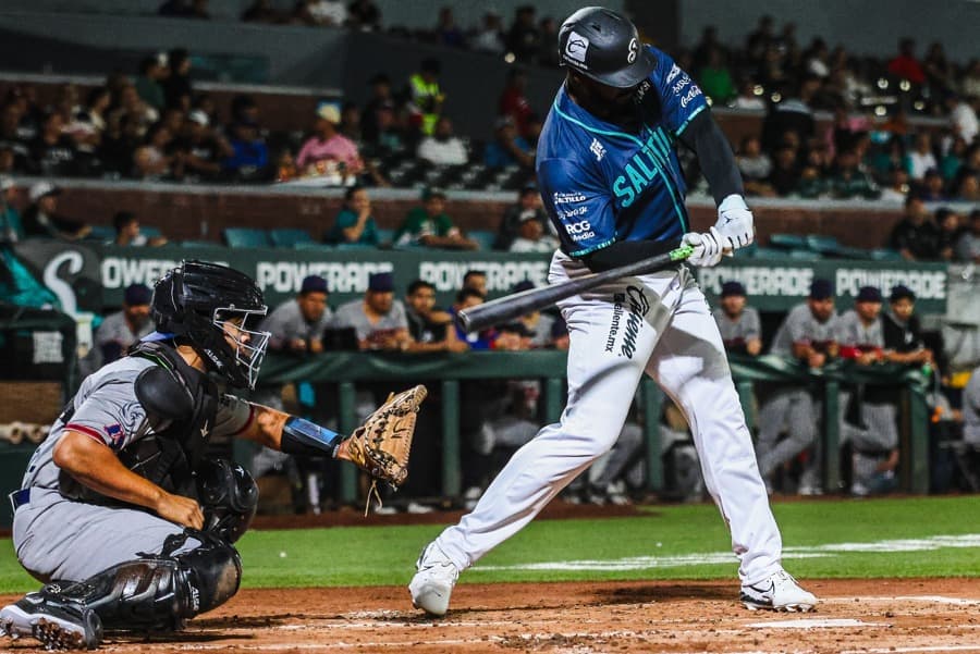 Lunes de clásico coahuilense que gana Saraperos ante Acereros