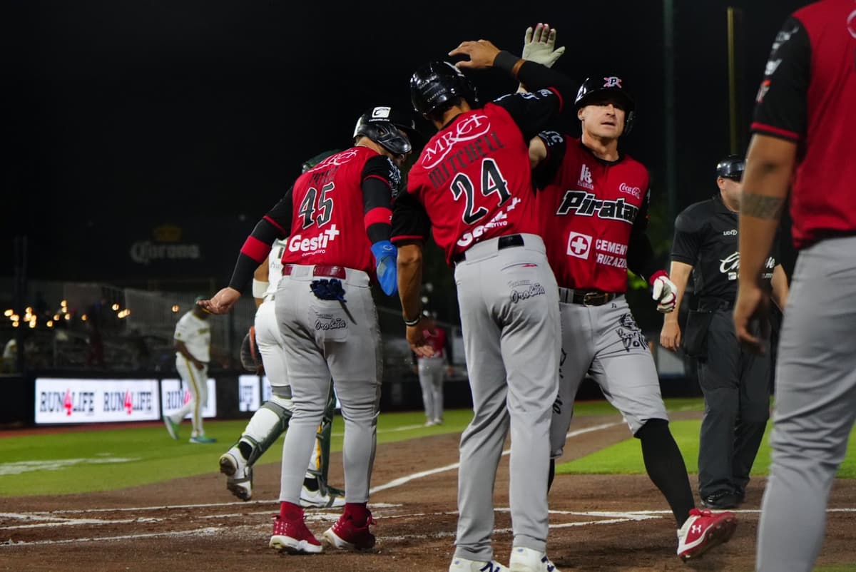 Bravos y Piratas estelarizan duelo de ofensivas en “La Fortaleza”
