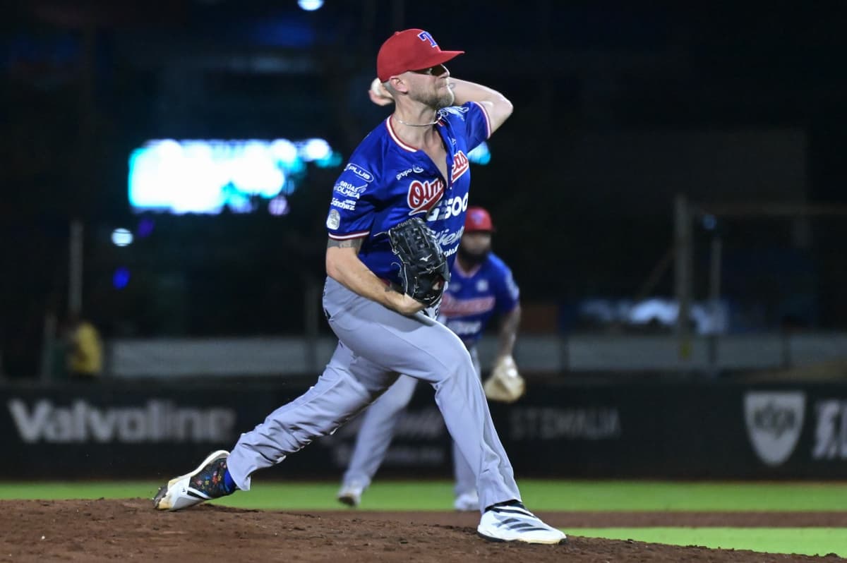 Juego completo y blanqueada para Evan Grills en el triunfo de Olmecas ante los Tigres
