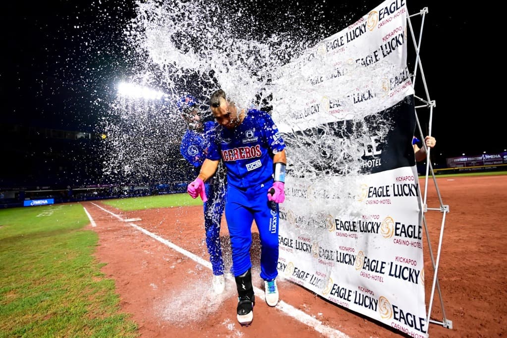 Trece innings de emociones y Acereros vence a los Sultanes