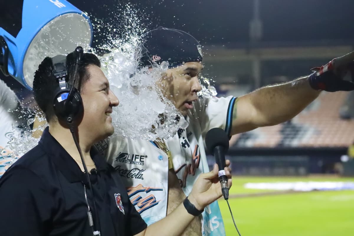 Espectacular victoria de Tigres en 14 episodios cortesía de Carlos Castro