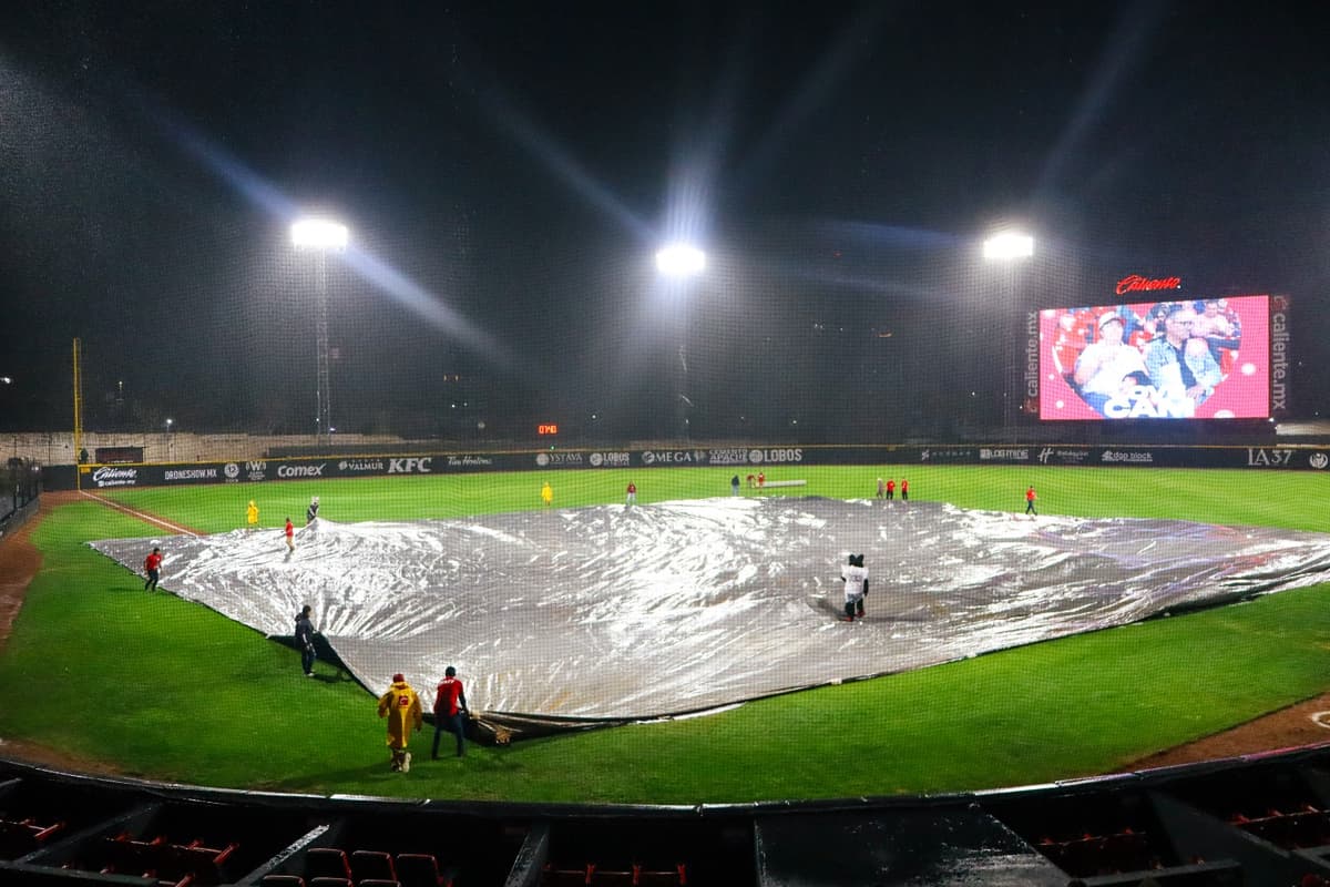 Juego suspendido por lluvia en Durango