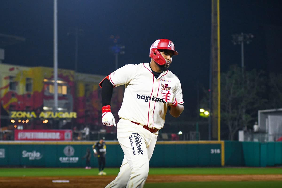 El Águila amarra serie ante los Pericos en el Puerto Jarocho