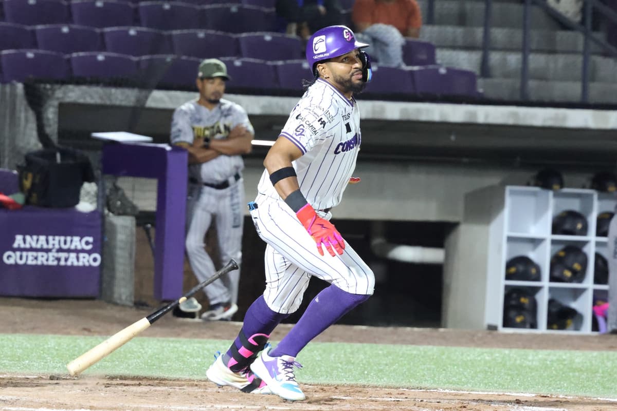 Conspiradores deja en el terreno a los Leones en extra innings