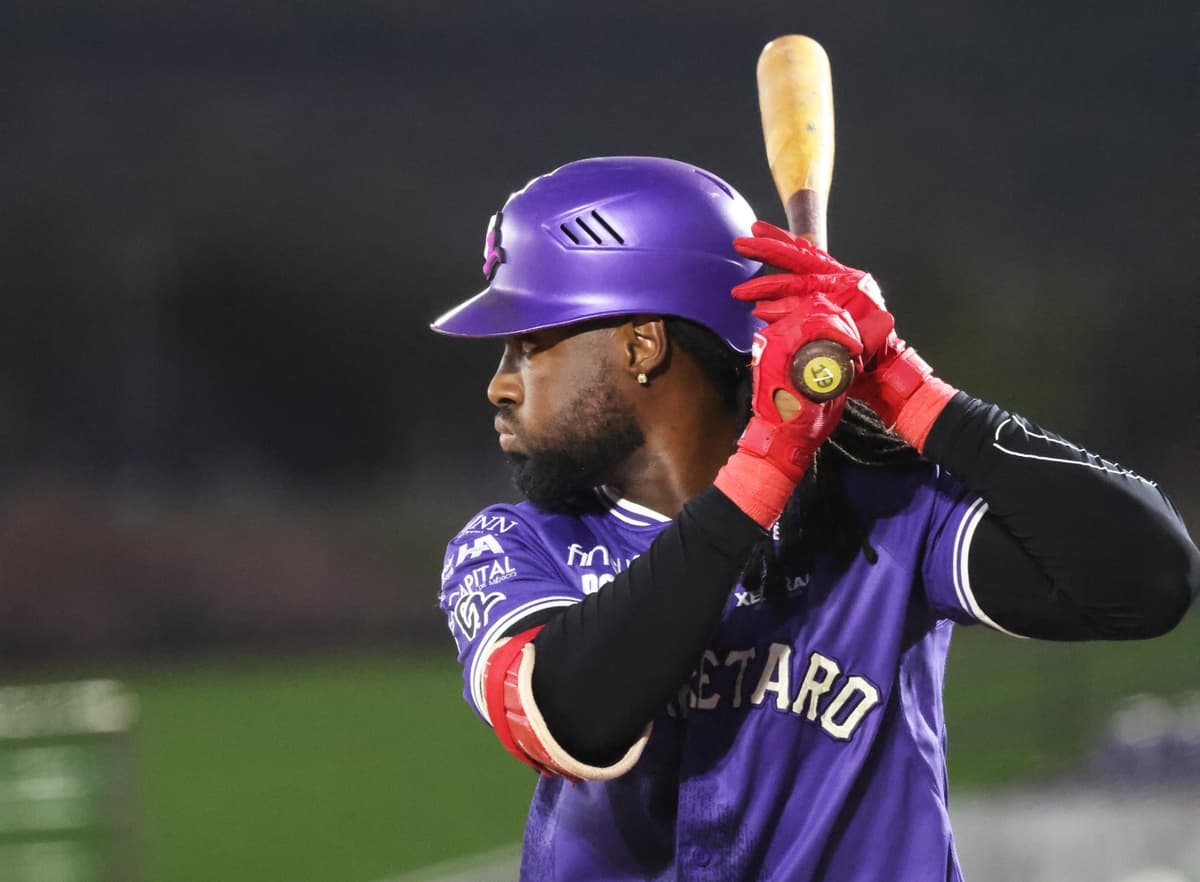 Conspiradores viene de atrás para vencer a los Leones y quedarse con la serie