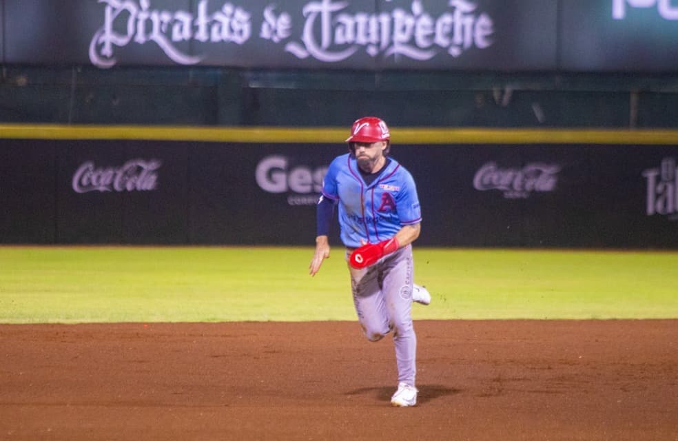 El Águila conquistó el galeón filibustero en el tercero de la serie