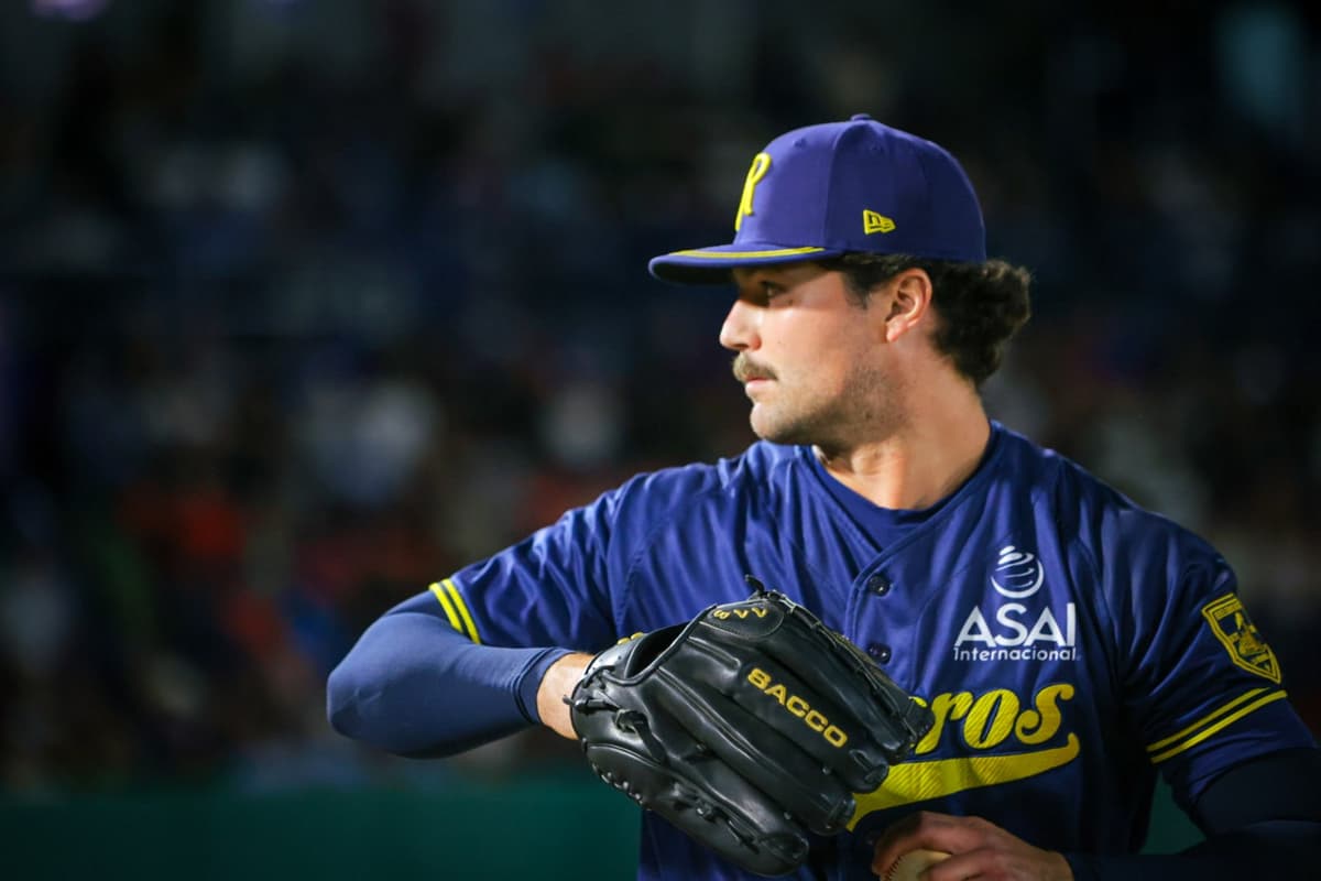 Rieleros pega primero ante Toros en noche de volteretas