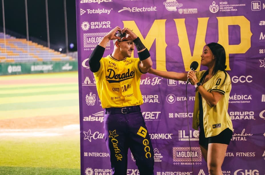 Dorados deja en el terreno a los Rieleros en juego de 13 entradas