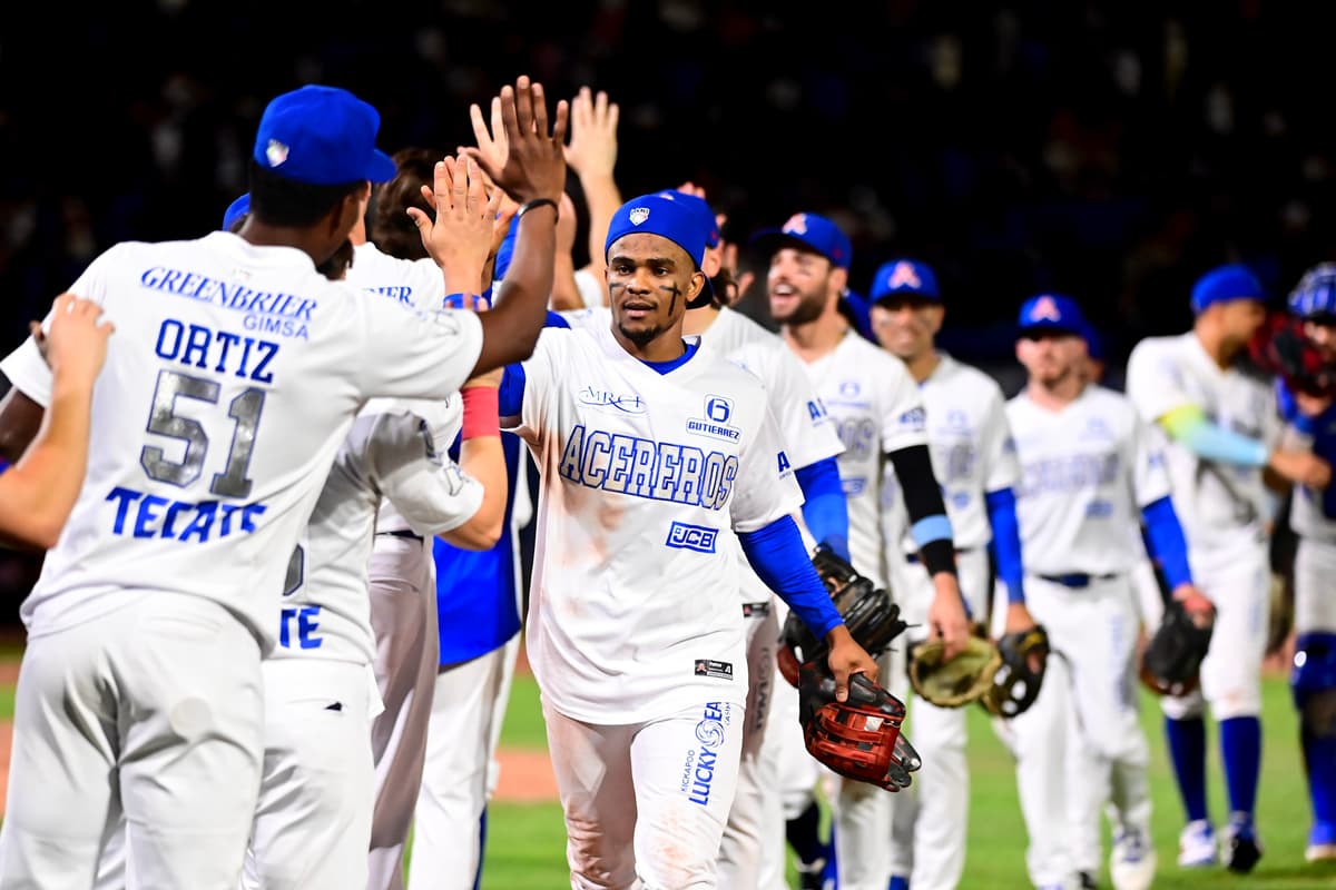 Voltereta azul y Acereros le ganó el primero a los Diablos Rojos