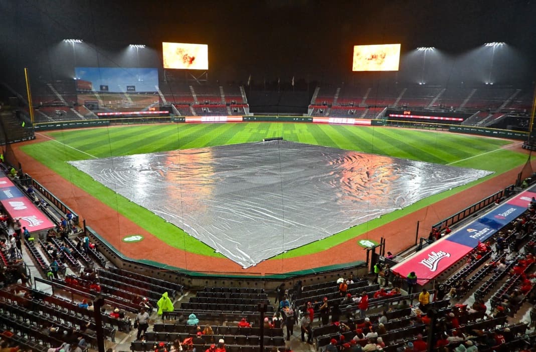 Juego entre Olmecas y Diablos Rojos pospuesto por lluvia en la Ciudad de México