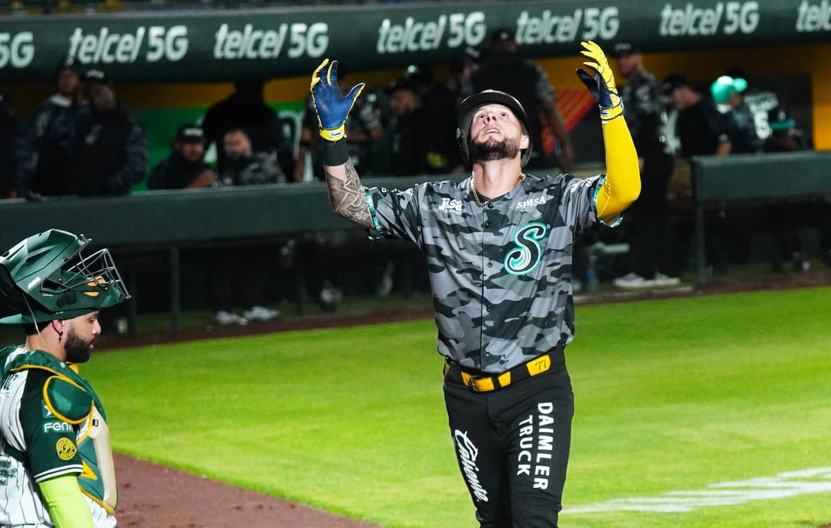Saraperos dispara cuatro jonrones para empatar la serie en Puebla