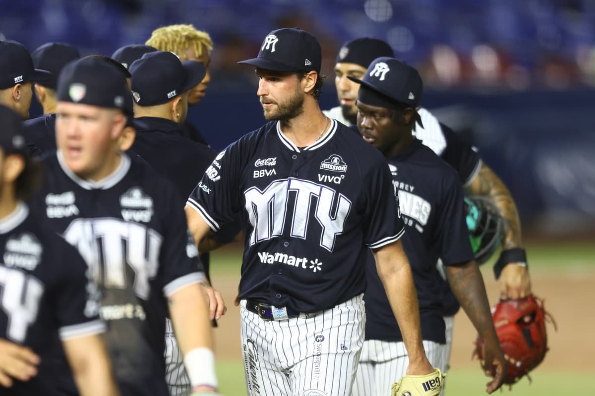 Sultanes le pega a los Piratas en el juego 1 en el Walmart Park