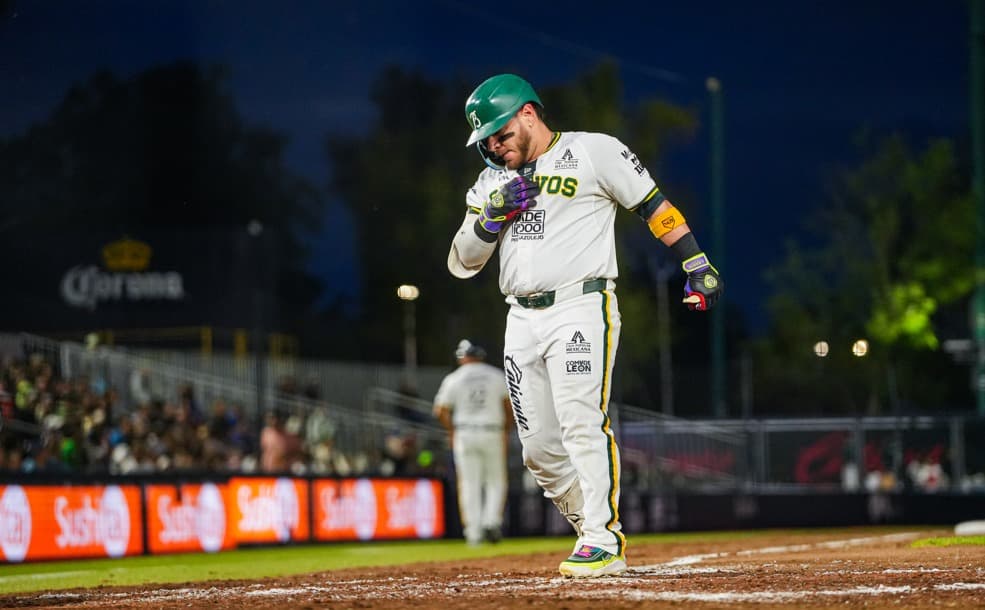 Esteban Quiroz comanda la ofensiva y Bravos asegura la serie ante Laguna