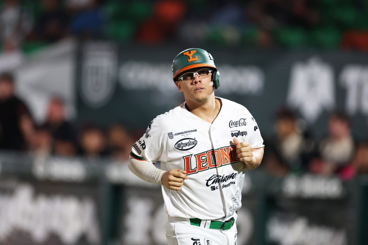 Previa: Leones y Caliente se enfrentan en el Parque de Béisbol Kukulcán