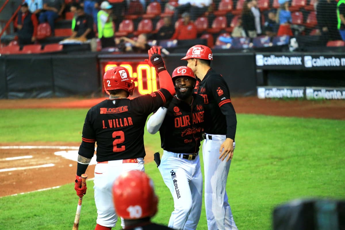 Caliente derrota a Pericos en el primero de la serie en el Volcán de Villa