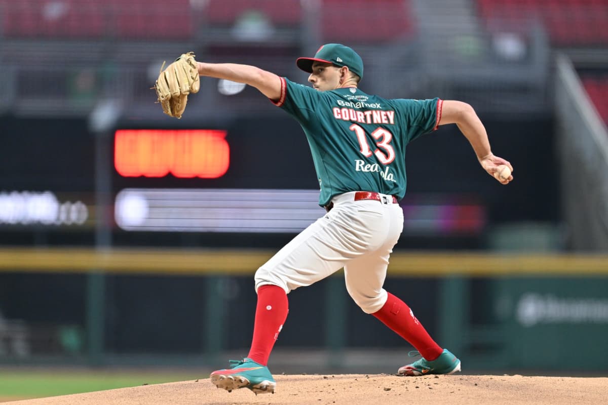 De la mano de Courtney Diablos Rojos abre serie con blanqueada sobre Sultanes