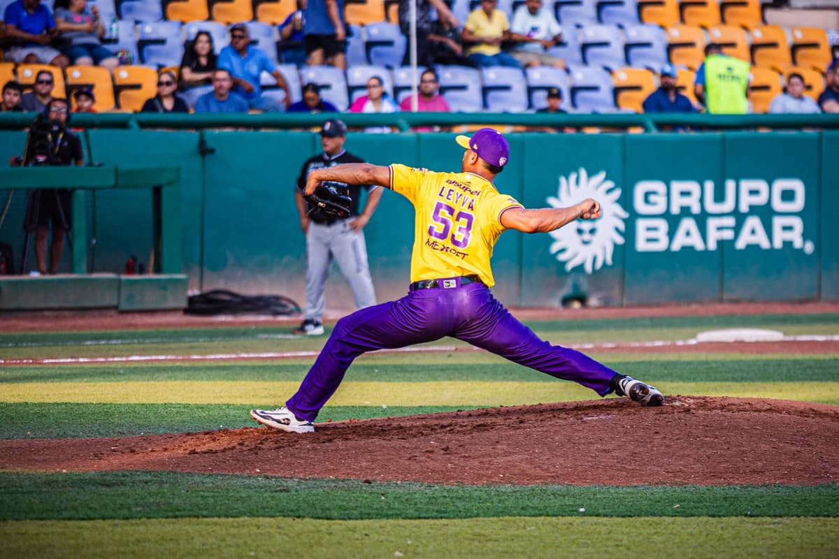 Dorados se lleva la serie ante los Toros, líderes de la Zona Norte