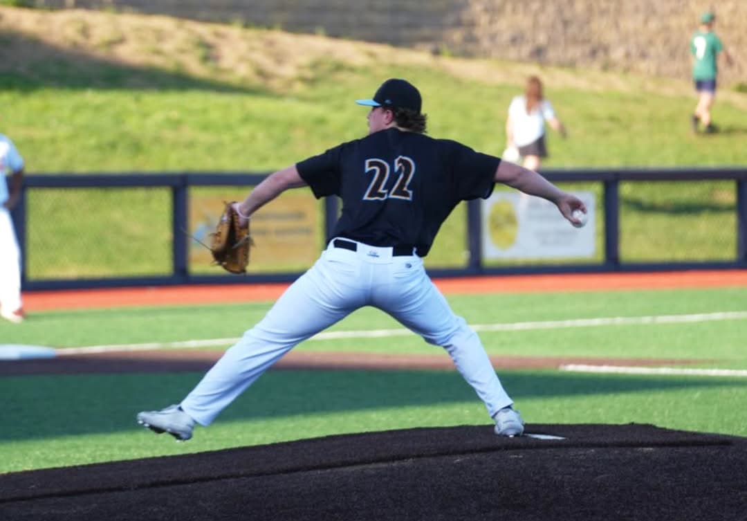 Gran labor de Tazwell Butler para el triunfo de los Black Bears sobre los prospectos de la LMB en la Draft League