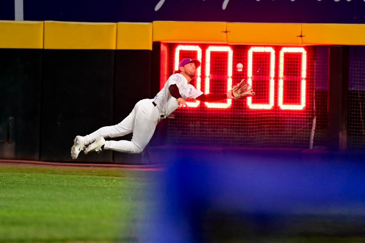 Regreso de locura, Acereros gana 10-7 a Dorados y da paso importante rumbo a los playoffs