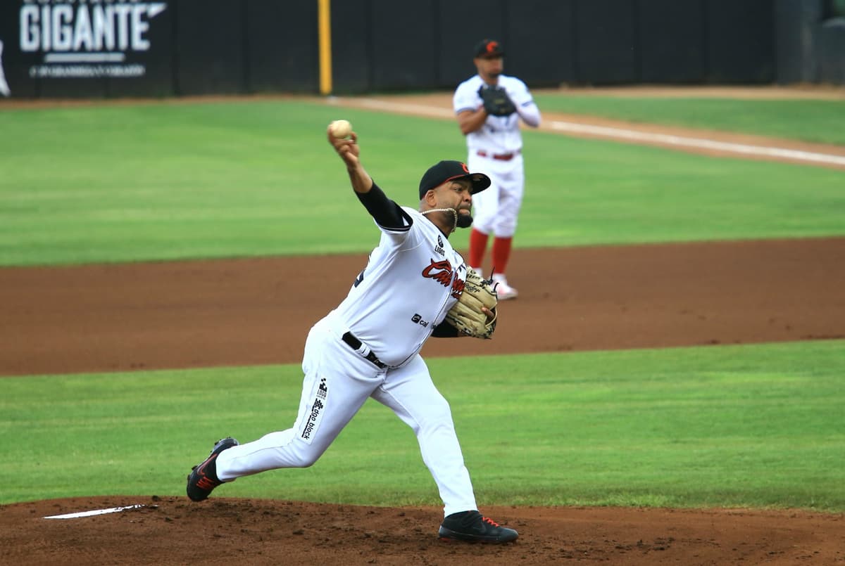 Con ruta completa de Despaigne, Caliente consigue el primero ante Charros
