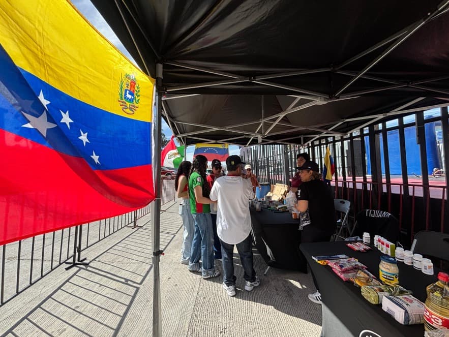 Toros apoya con el corazón a la comunidad venezolana