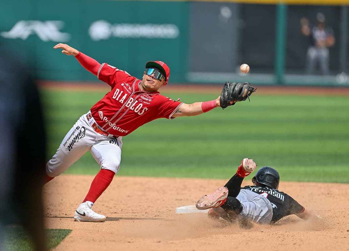 Piratas y Diablos Rojos dividen victorias en doble cartelera sabatina