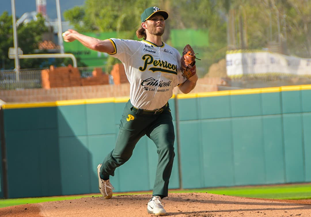 La previa emplumada: Pericos visitan a los Bravos de León