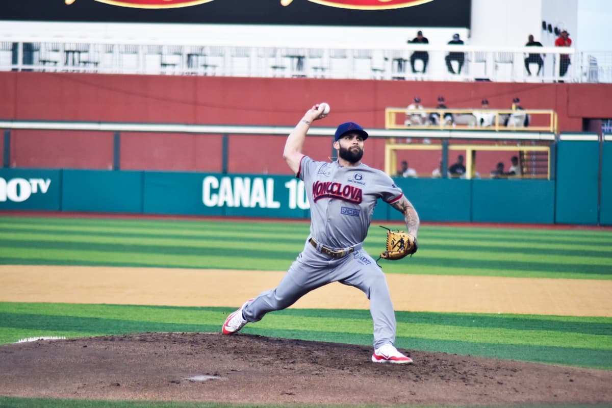 Con blanqueada 8-0 la serie fue completa para Monclova sobre los Dos Laredos