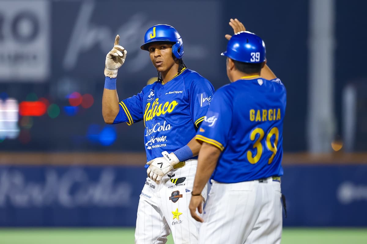 Contundente triunfo de los Charros sobre Sultanes