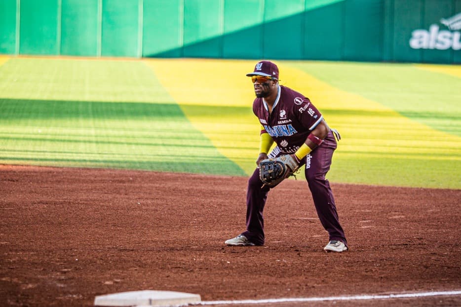 Algodoneros vence por la mínima a los Dorados y asegura la serie