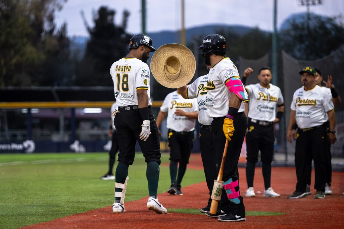 Pericos supera a los Bravos en juego que inició el miércoles y se reanudó el jueves