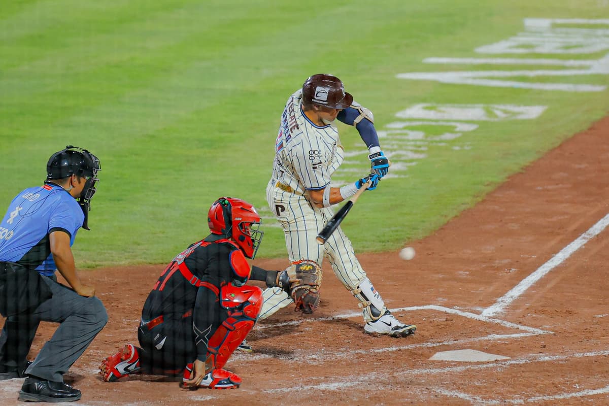 Uniín Laguna se lleva el último de la serie ante Durango