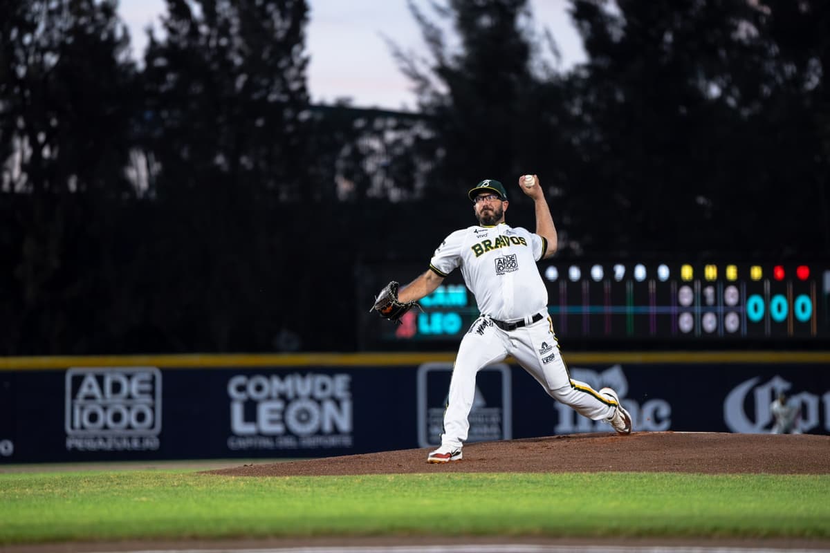 Juego cerrado en La Fortaleza y Bravos pega primero ante Piratas